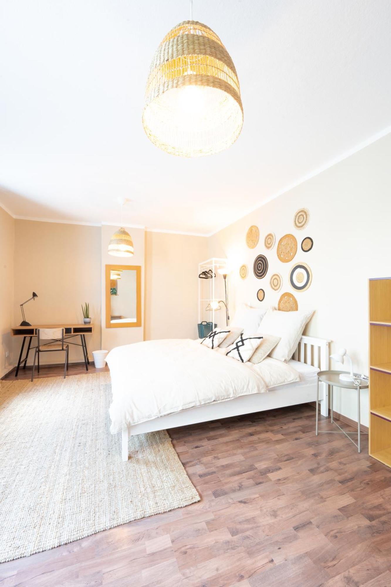-super Zentrales Zimmer- Direkt An Der Lutter! Homestay